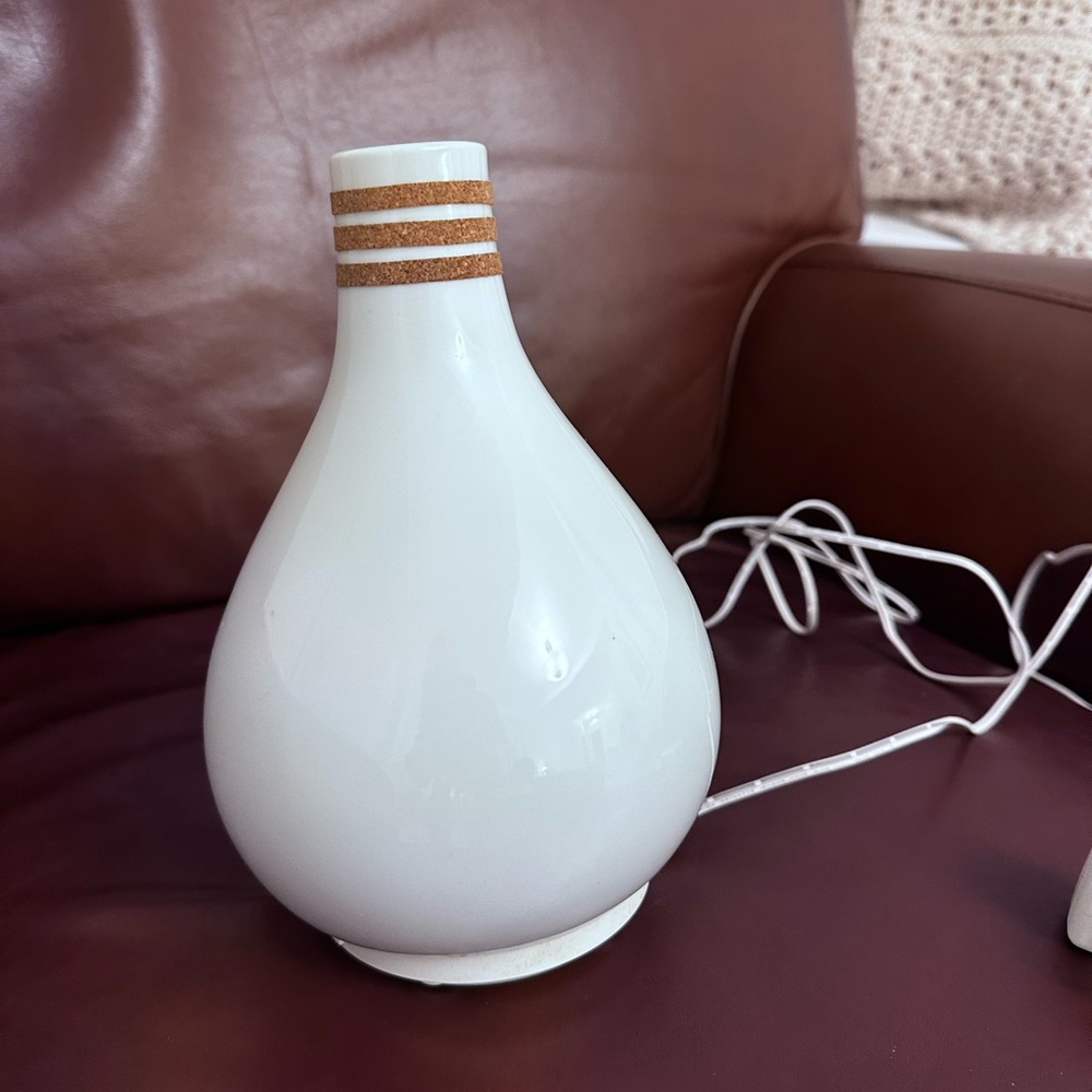 Whole Foods Market Ultrasonic Essential Oil Diffuser